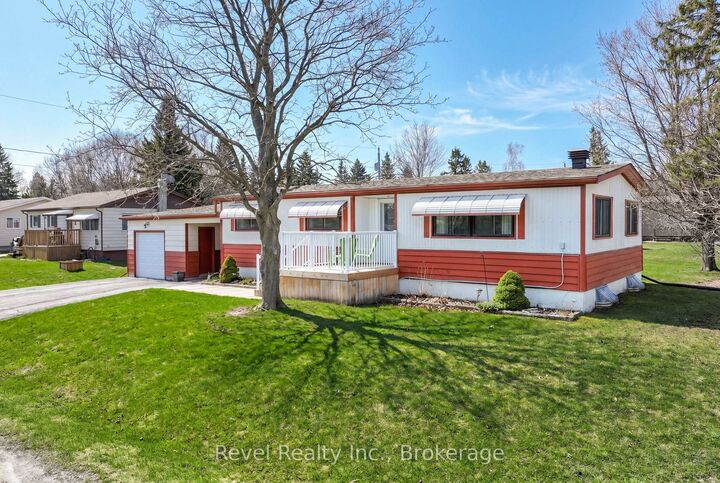 7 Macal Drive — photo 1