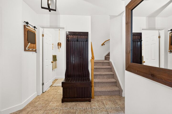 Property Photo:  473 Evangeline Avenue  ON K7M 8V7 