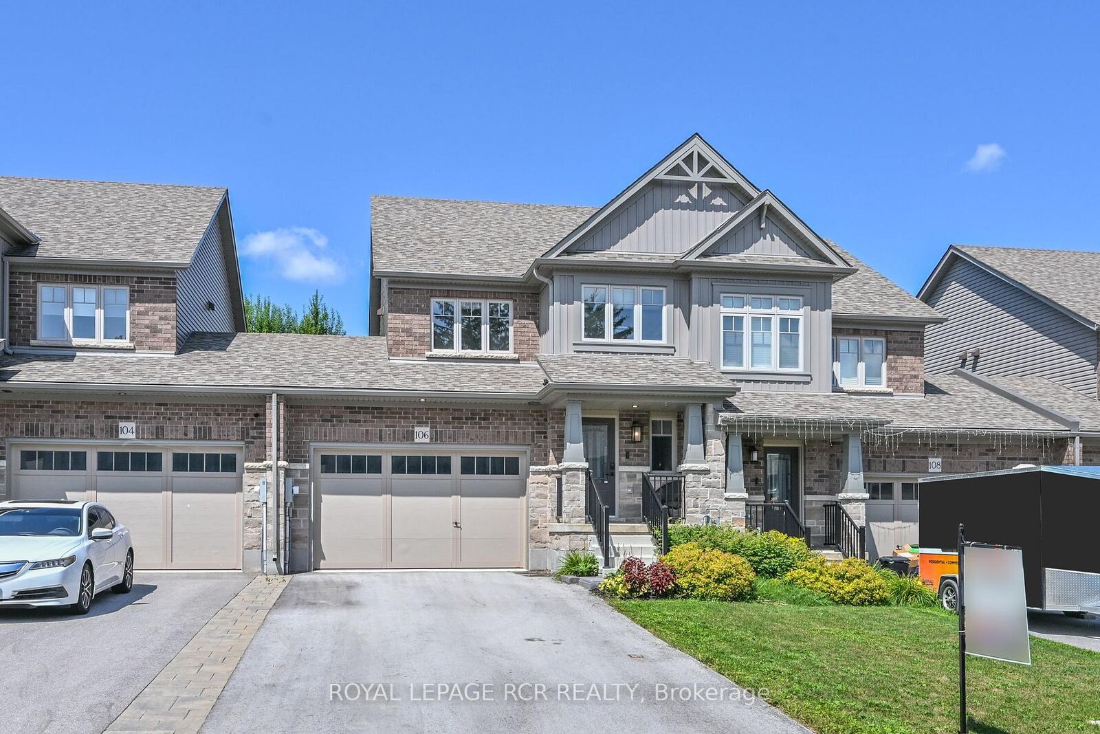 Property Photo:  106 Mullin Street E  ON N0C 1H0 