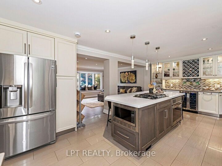 493 Tipperton Crescent — photo 1