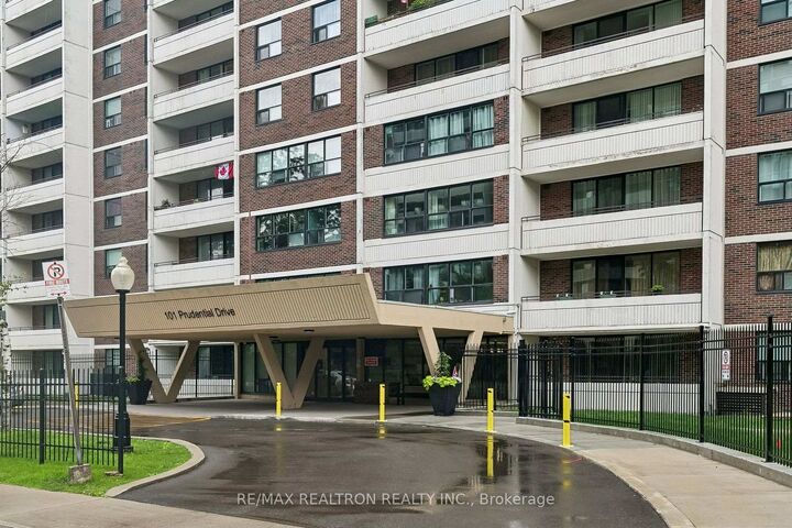 Property Photo:  101 Prudential Drive 205  ON M1P 4S5 