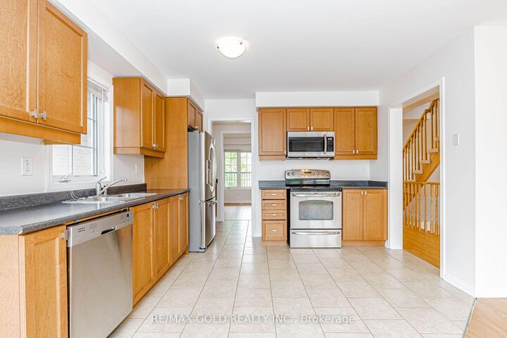 Property Photo: 2486 William Jackson Drive ON L1V 2P9