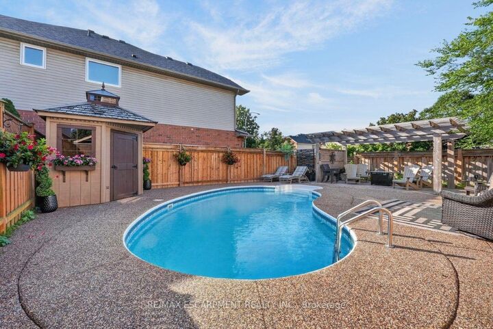Property Photo: 37 Hickory Crescent ON L3M 5P9