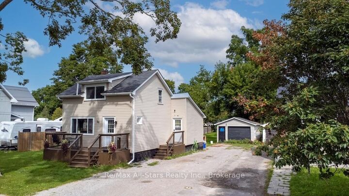 Property Photo:  96 Regent Street  ON K9V 3V4 