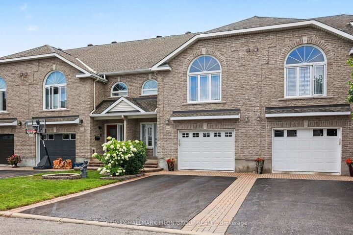 Property Photo: 60 Callaway Court ON K1C 7S4