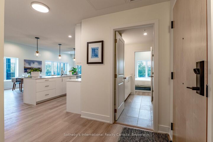 Property Photo: 121 Mary St Street 311 ON L0M 1G0
