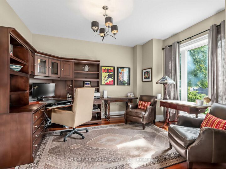 Property Photo: 101 King High Avenue ON M3H 3B3