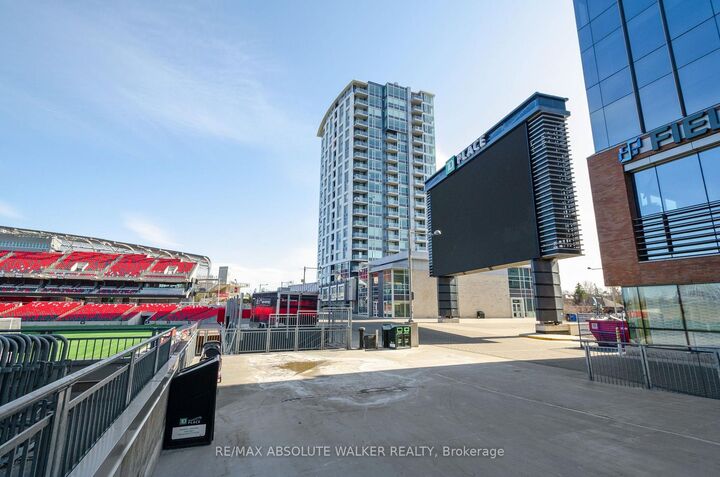 Photo de la propriété:  1035 Bank Street 1006  ON K1S 3W9 