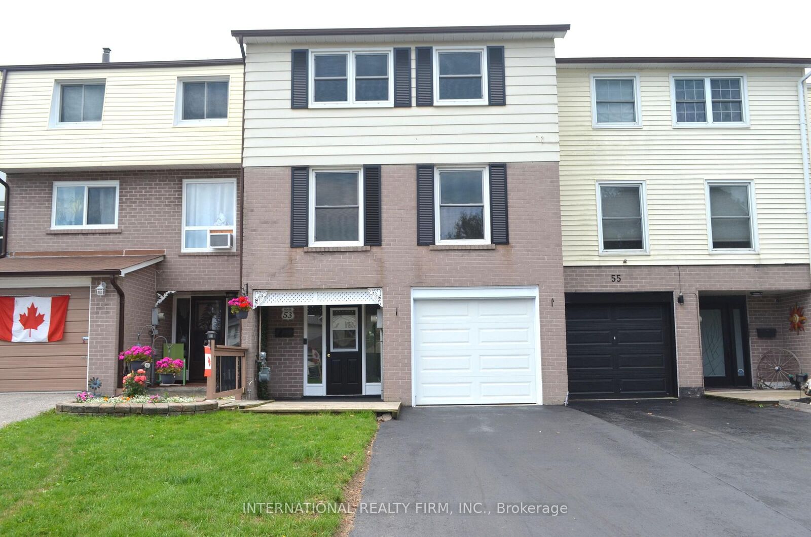 Property Photo: 53 Peacock Boulevard ON L1A 2X2