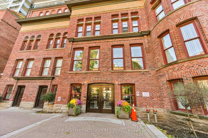 Property Photo: 11 St Joseph Street 602 ON M4Y 1J8