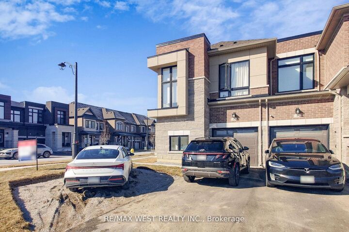 Property Photo:  4 Haldimand Street  ON L4J 7R9 