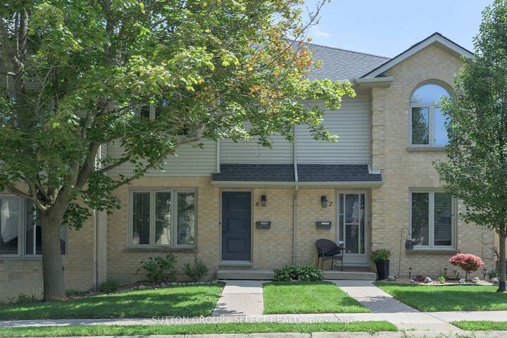 925 Lawson Road 8 — photo 1