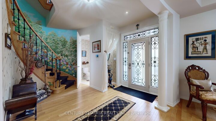 Property Photo:  69 Diamond Jubilee Drive  ON L6B 0Y5 