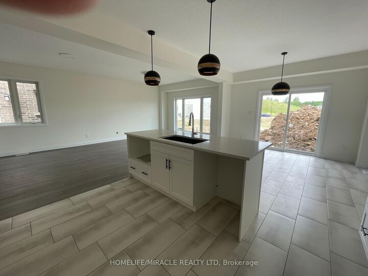 Property Photo:  167 Byers Street  ON N6L 0J2 