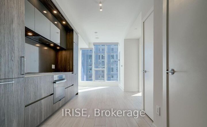 Property Photo: 35 Mercer Street 4013 ON M5V 0V1