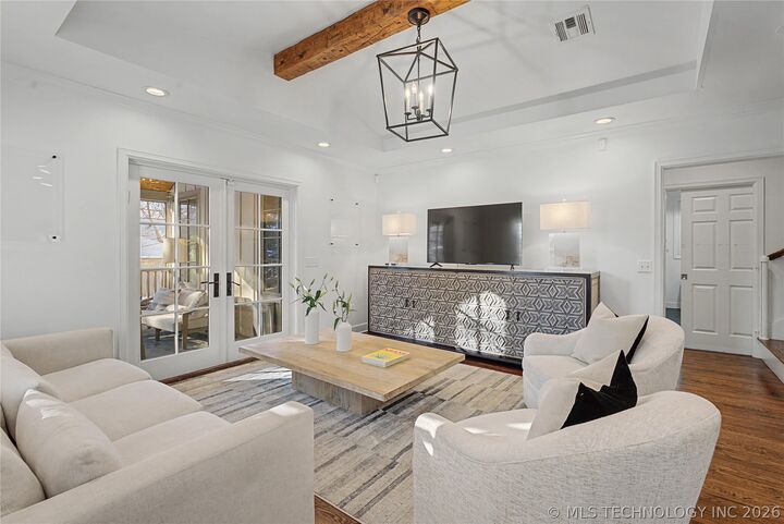 Property Photo: 2126 E 24th Street OK 74114