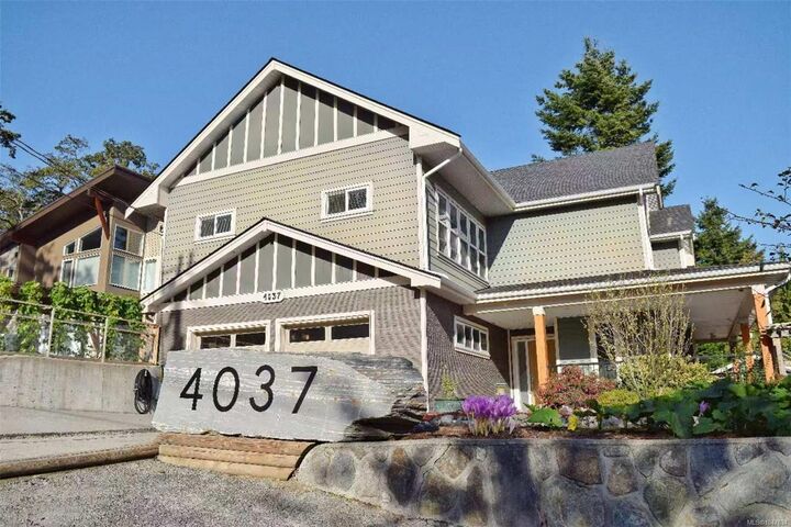 4037 Nelthorpe St — photo 1