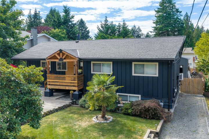 Property Photo: 5567 Ventura Dr BC V9T 5M6