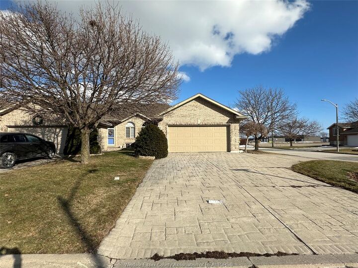 Property Photo: 51 Santos Drive ON N9Y 3Z5