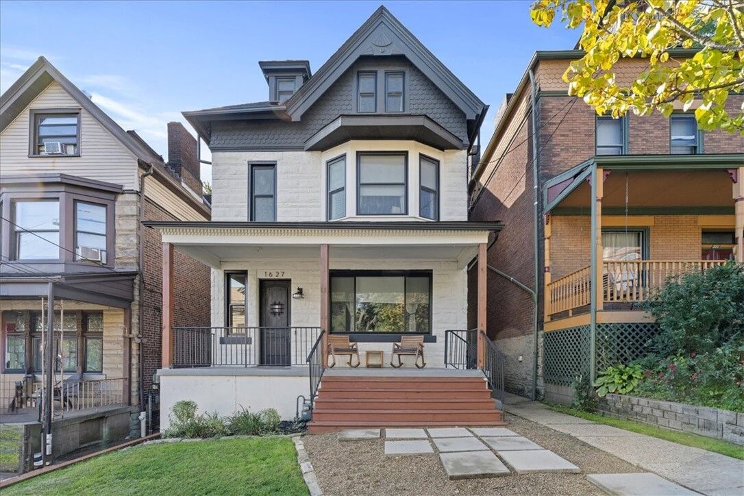 Property Photo: 1627 Antrim St PA 15212