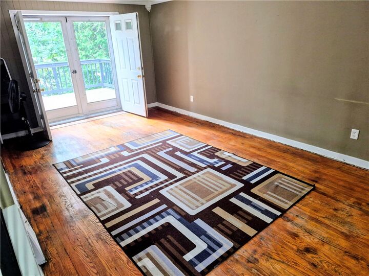 Property Photo: 3947 Meadowbrook Blvd PA 15227