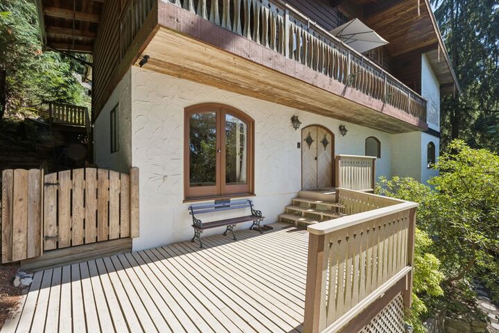 Property Photo: 295 Bayview Road BC V0N 2E0