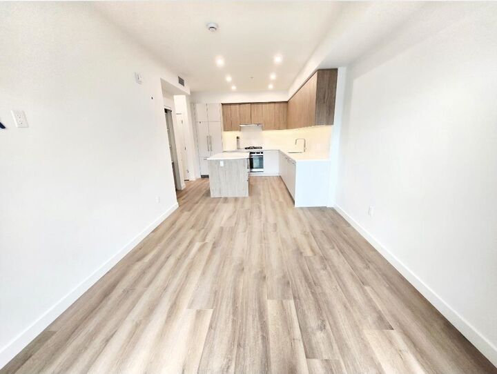 Property Photo:  601 Rochester Ave 406  BC V3K 2V3 