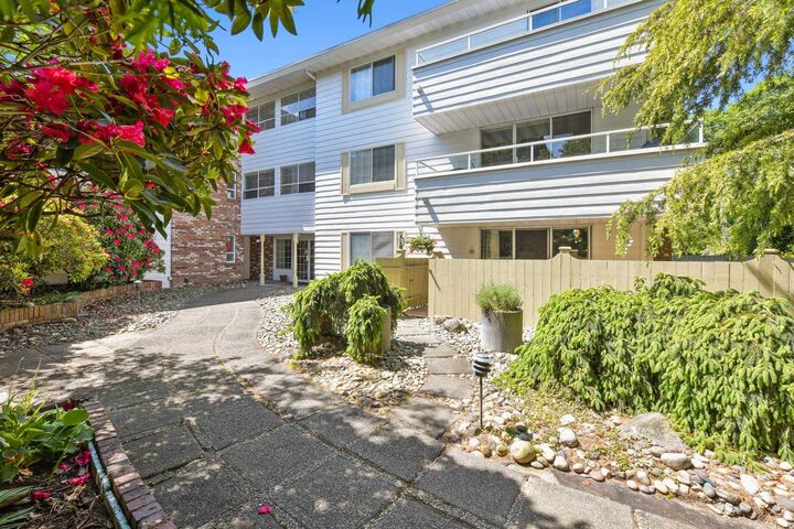15010 Roper Avenue 206 — photo 1