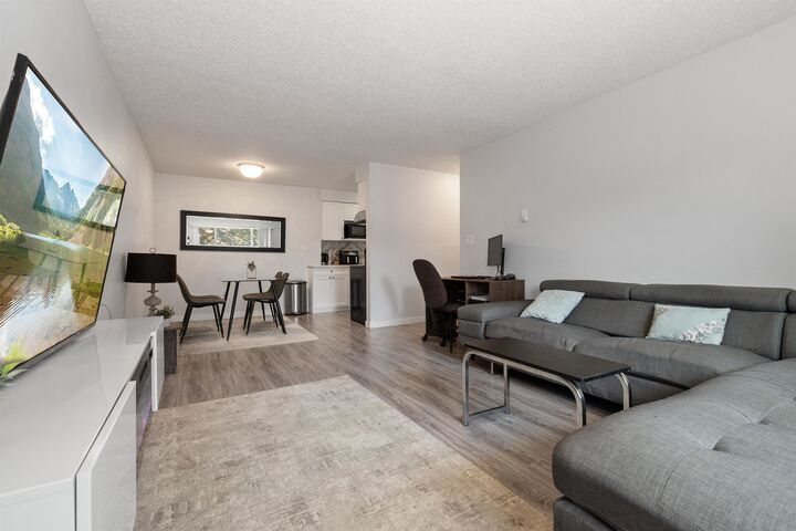 Property Photo:  45598 McIntosh Drive 115  BC V2P 7J3 