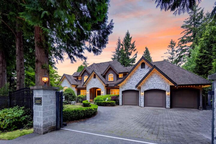 Property Photo: 14057 28 Avenue BC V4P 0A3