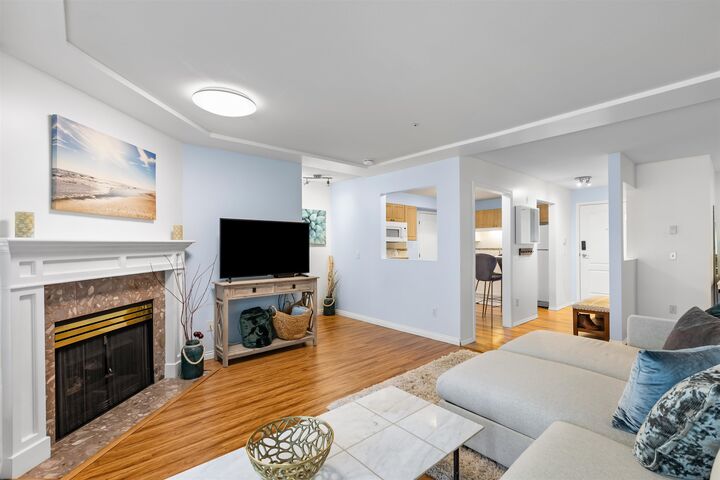 Property Photo:  20433 53 Avenue 206  BC V3A 7A6 