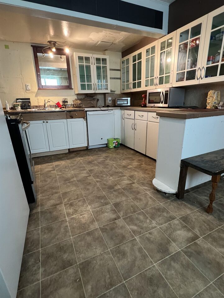 Photo de la propriété: 4711 Gothard Street BC V5R 3L1