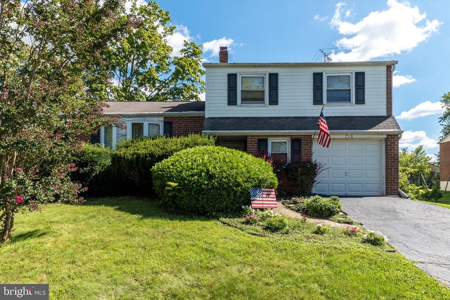 Property Photo:  716 Springdell Road  PA 19406 