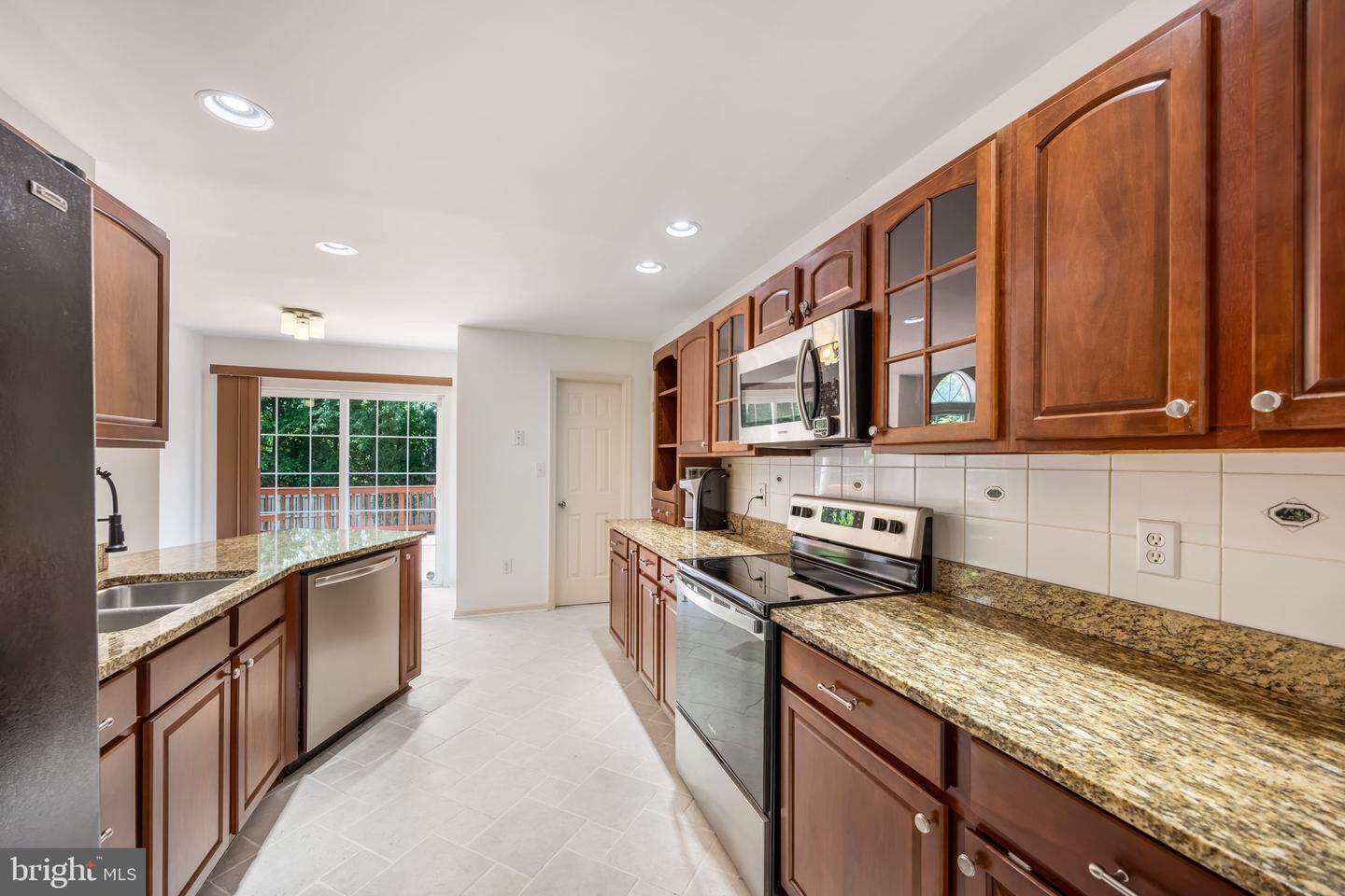 Property Photo: 10307 Napoleon Street VA 22408