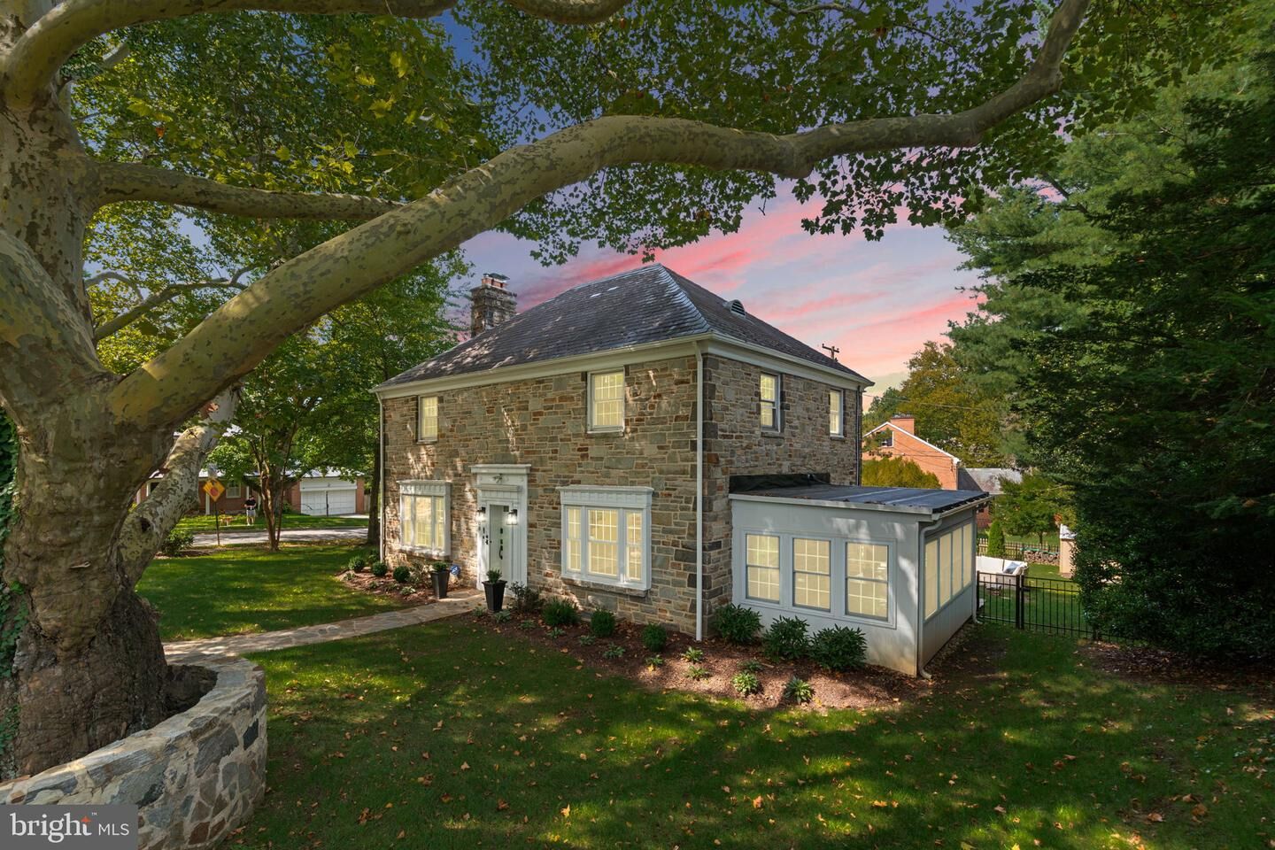 Property Photo:  5508 N Charles Street  MD 21210 