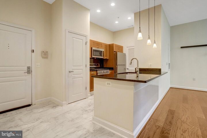 Property Photo:  2451 Midtown Avenue 104  VA 22303 