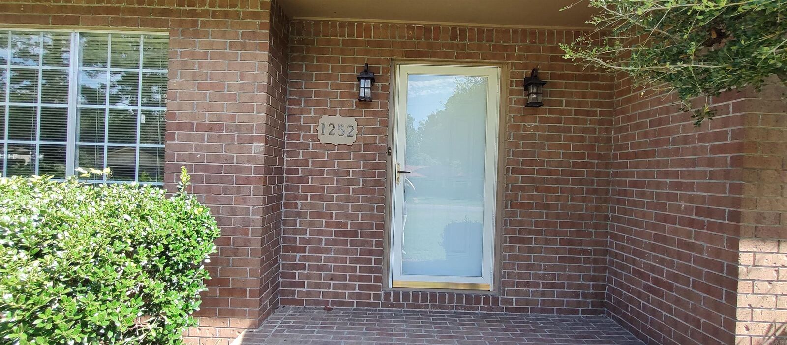 Property Photo:  1252 Moses  AR 71701-3207 
