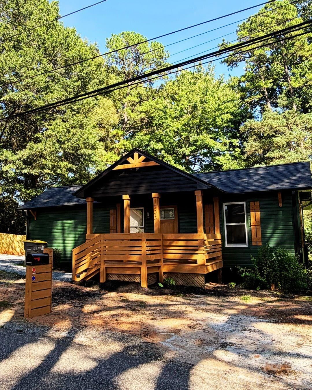 Property Photo:  1303 Cooper Avenue  NC 28081 