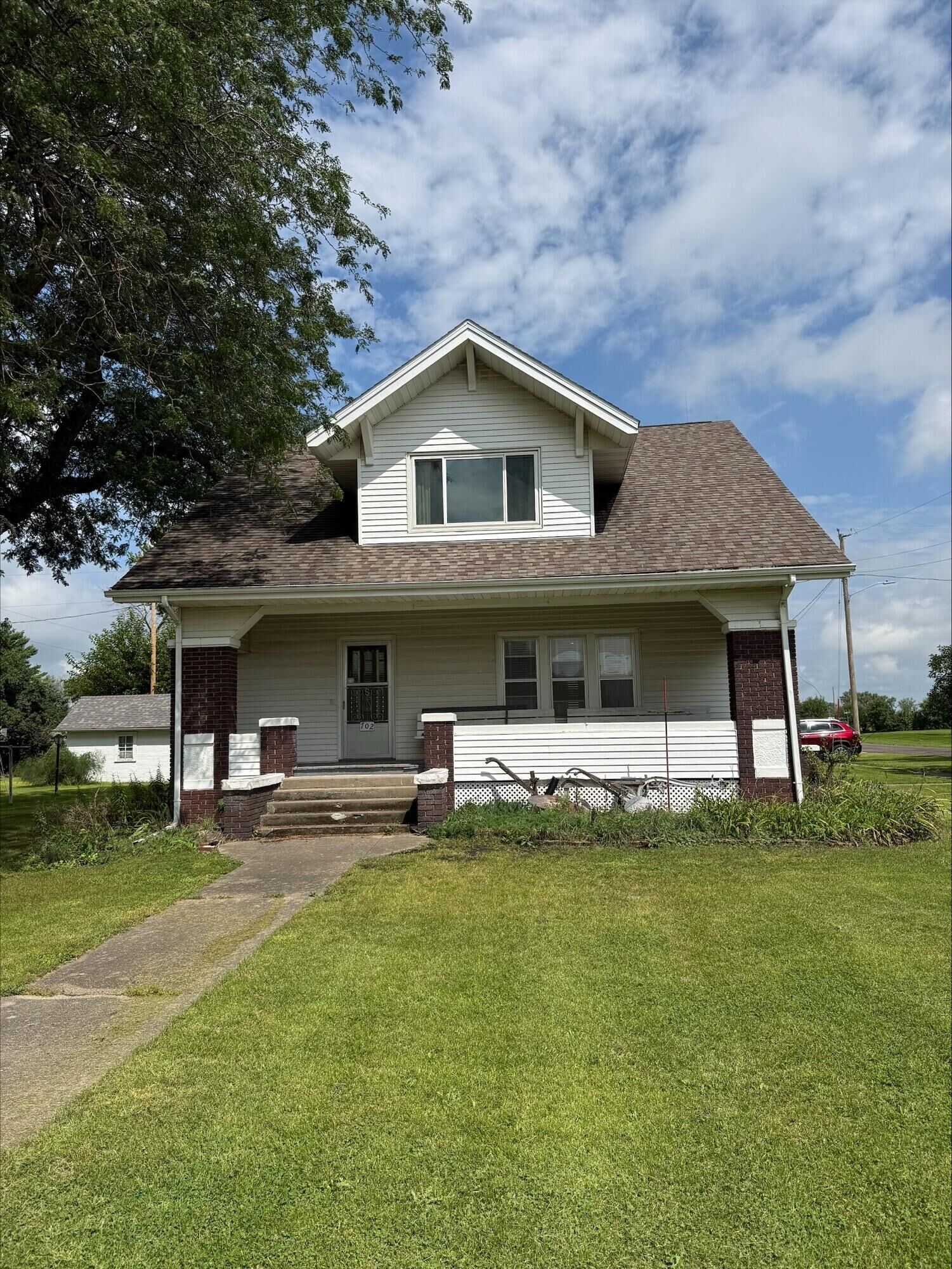 Property Photo:  702 Third Street  IA 50040 