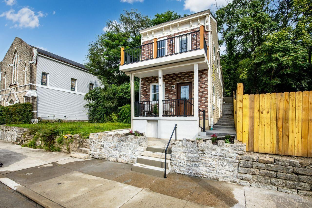 Property Photo: 2114 Riverside Drive OH 45202