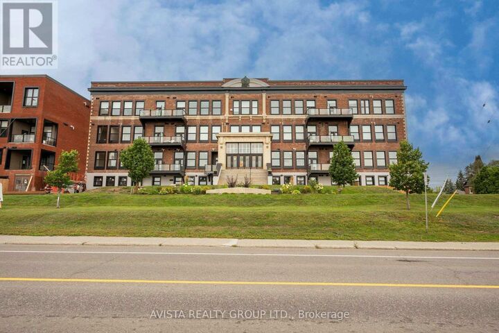 Property Photo:  96 High St North Suite 2413  ON P7A 5R3 