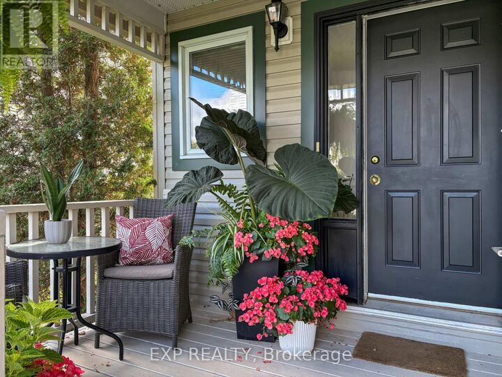 Property Photo:  16 Crampton Drive  ON K7C 4P7 