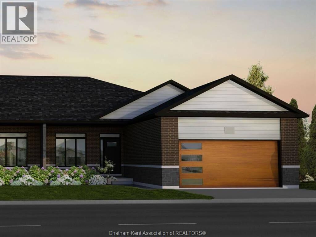 Property Photo:  583 Keil Trail North  ON N7L 0G8 