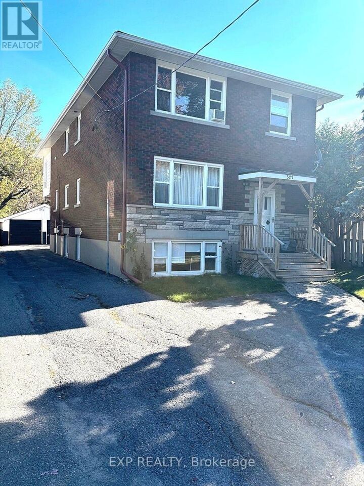 Property Photo: 527 Laderoute Avenue ON K1Z 5V9