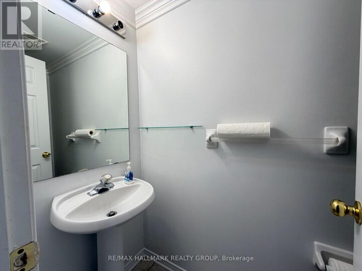 Property Photo: 230 Westvalley Private ON K1V 2B5