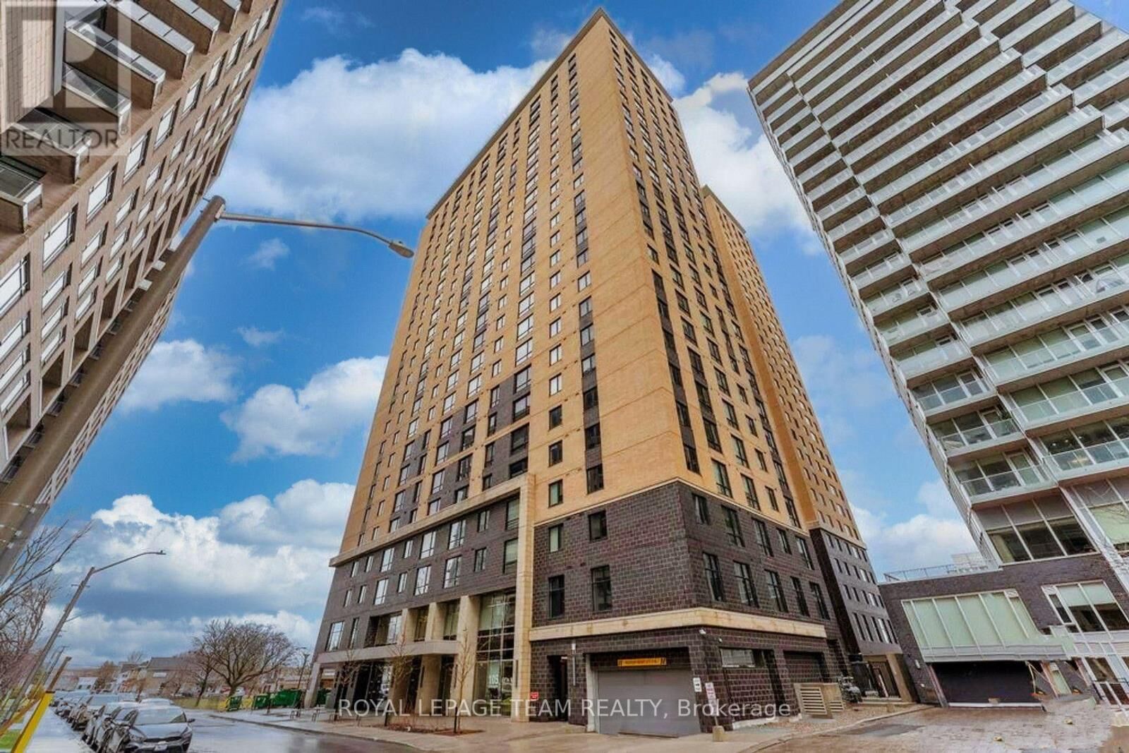 Property Photo:  105 Champagne Avenue South 1118  ON K1S 5E5 