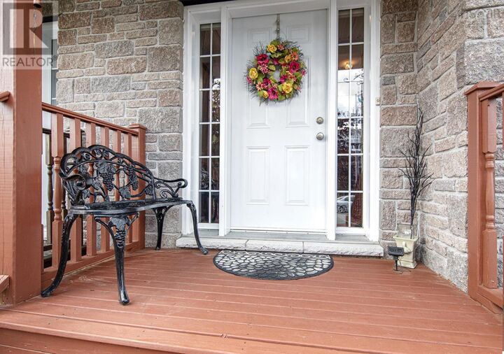 Property Photo:  9 Lasalle Court  NS B4B 0H8 