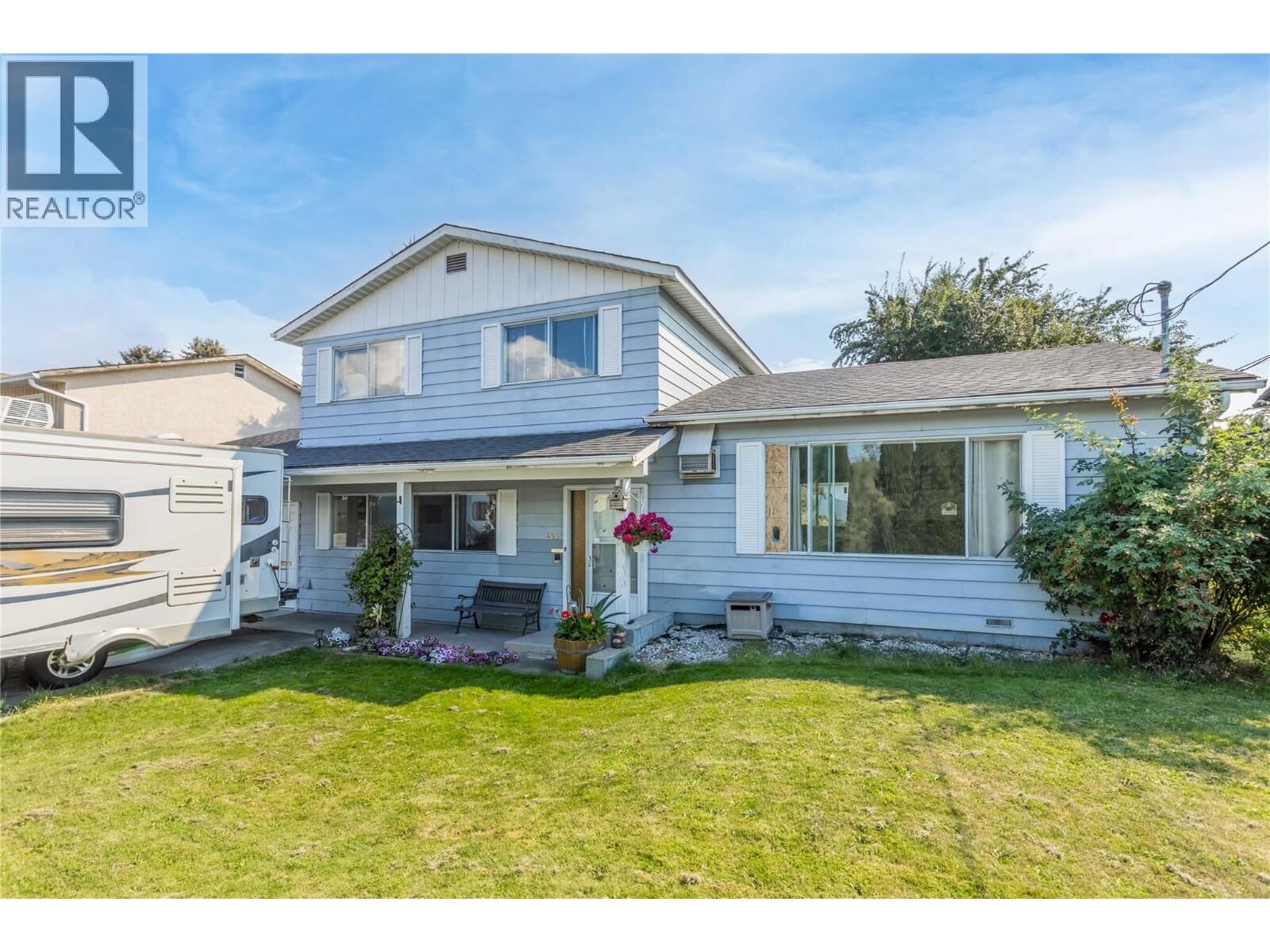 Property Photo: 465 Bach Road BC V1X 2K8