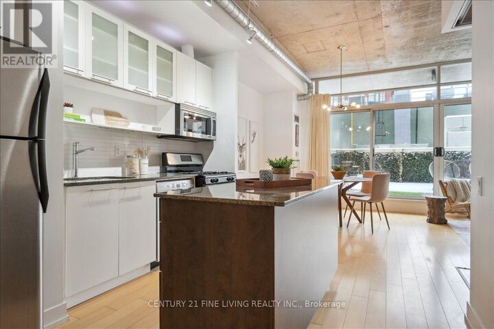 Property Photo: 66 Portland Street 211 ON M5V 2M6