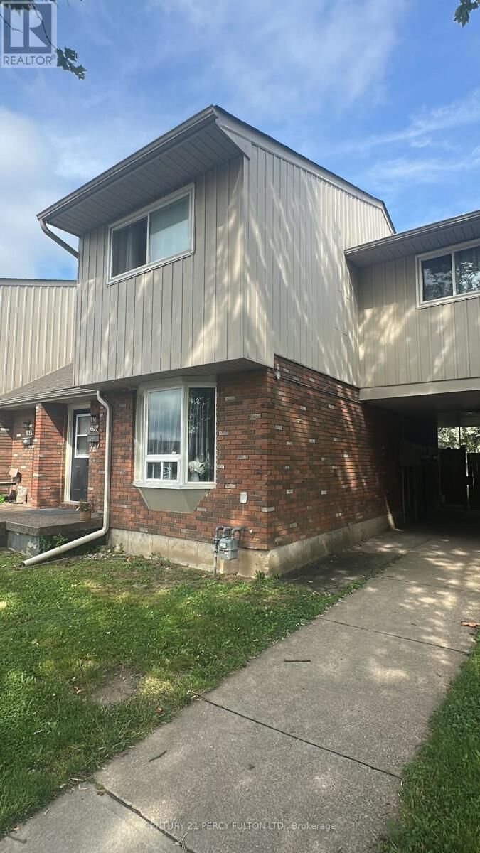 Property Photo:  100 Brownleigh Avenue 164  ON L3B 5V8 